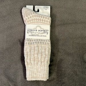 World’s Softest, pair of socks, size 6-10, NWT